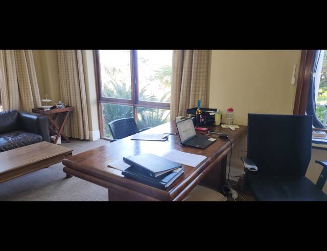 112M² OFFICE TO LET IN MORNINGSIDE